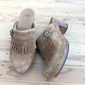 UGG Wooden Clog Fringed Camel Suede "Gweneth" - Women's Size 8 -Like New
